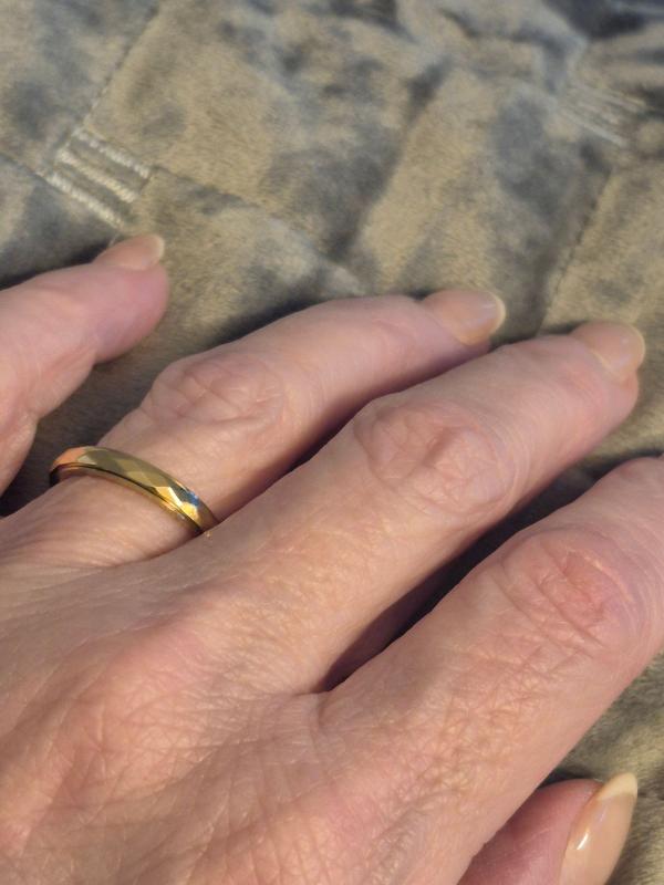 Customer photo for "Gorgeous ring, fabulous quality!"