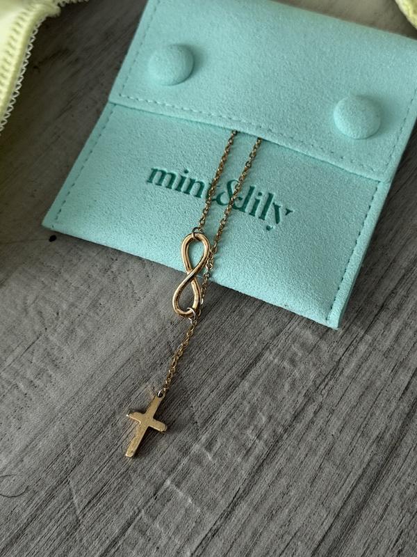 Customer photo for "Peeled and tarnished within one week"