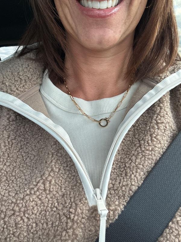 Customer carousel item 9.