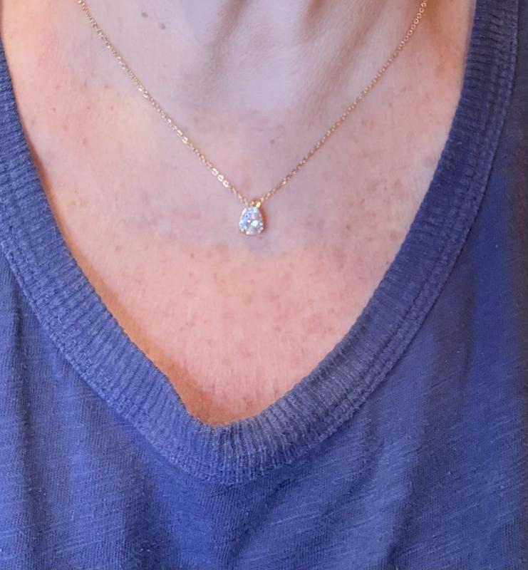 Customer photo for "Very pretty & dainty"