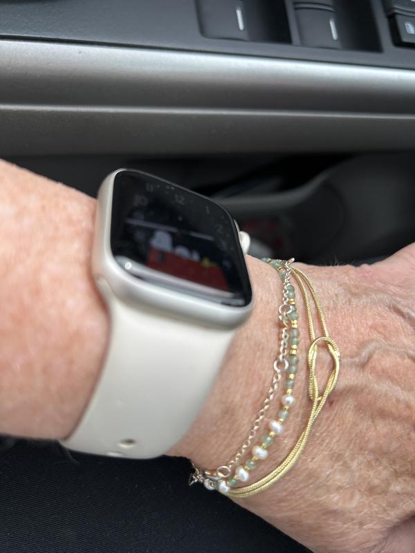 Customer photo for "Gold knot bracelet"