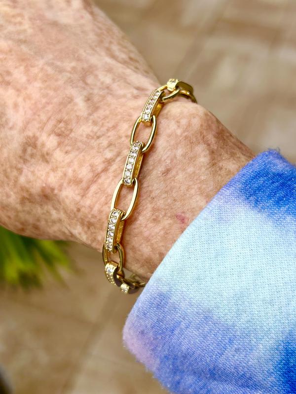 Review Thumbnail Image 0 385023512