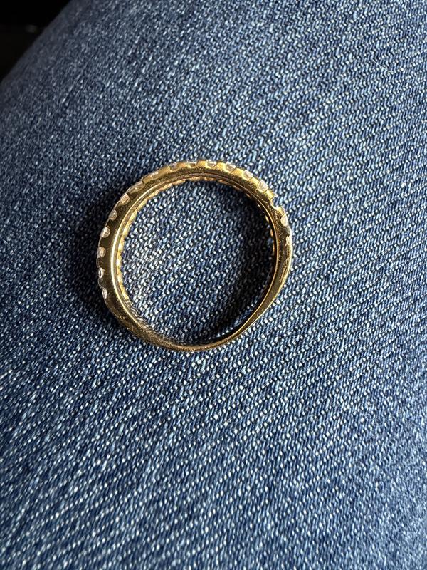 Review Thumbnail Image 0 384381622