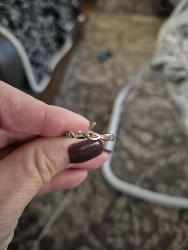 Customer photo for "Criss-cross ring"