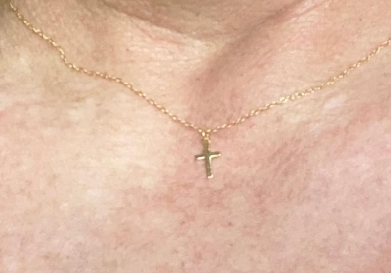 Customer photo for "Beautiful small cross"