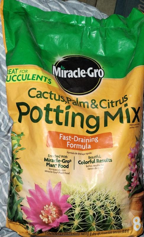 Miracle-Gro 8 qt. Cactus, Palm and Citrus Potting Soil Mix at Tractor ...