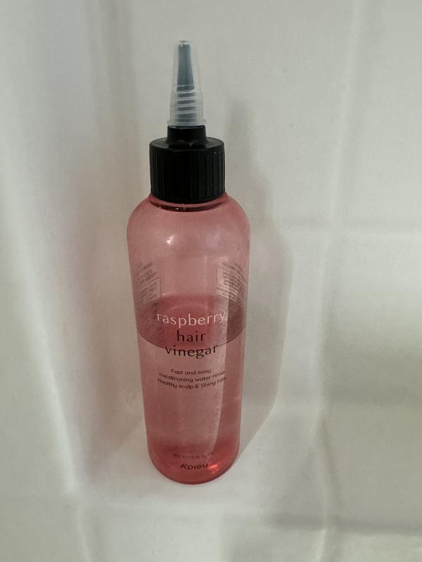 Customer photo for "Hair vinegar"