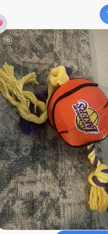 The Laker rope toy