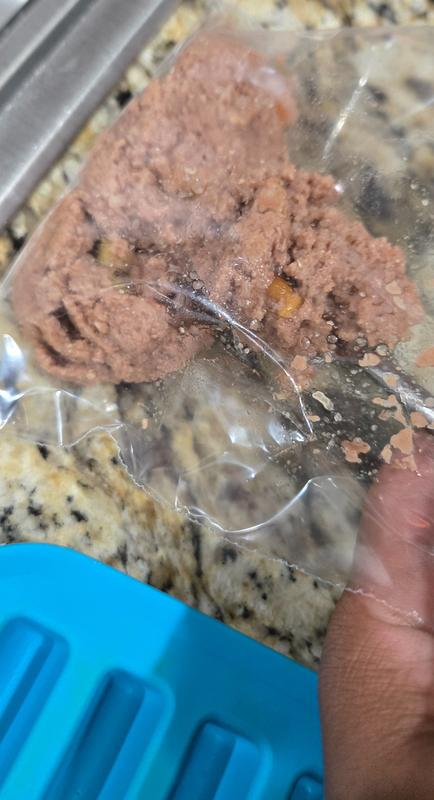 Easy to spoon into bag and pipe out