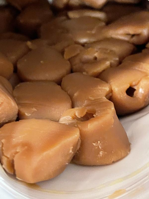 99% are squashed flat. There is one that was not under the dog food at the edge of the box. Everything else is squashed and the bag was ripped open. Careless, stupid, mistakes.