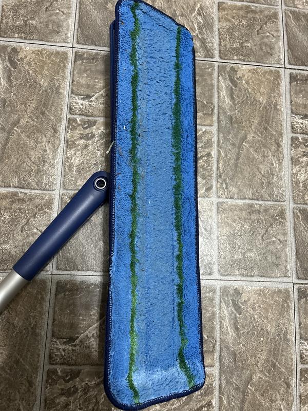The deep clean pad picked up additional hair after the use of the microfiber pad