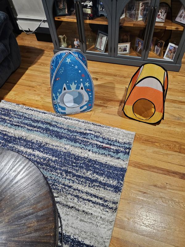 Even matches the carpet!