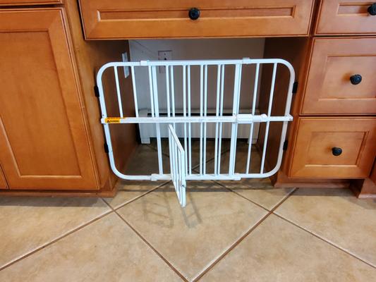 Carlson Pet Products - Tuffy® Expandable Pet Gate