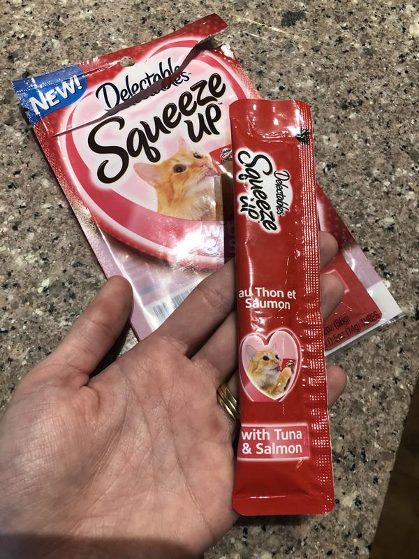 Delectable squeeze outlet ups