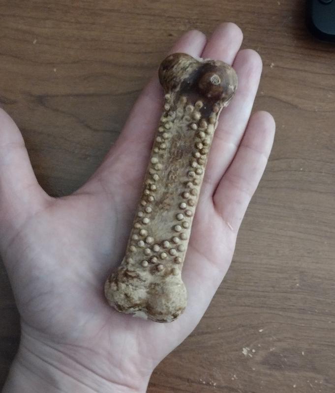 Size of the bone, along with a picture of the center