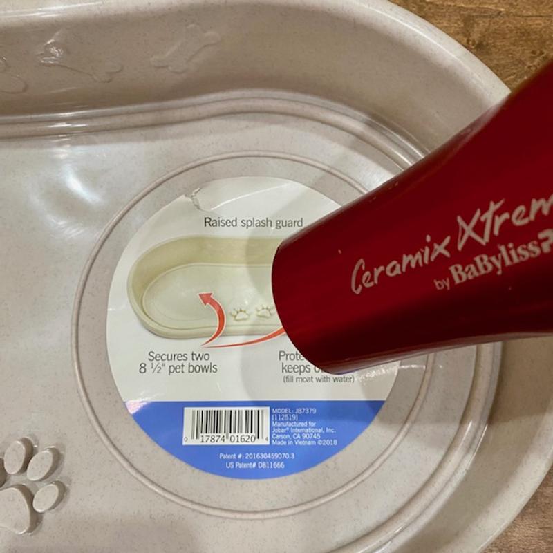 PET PARADE Non-Skid Dog Bowl Tray 