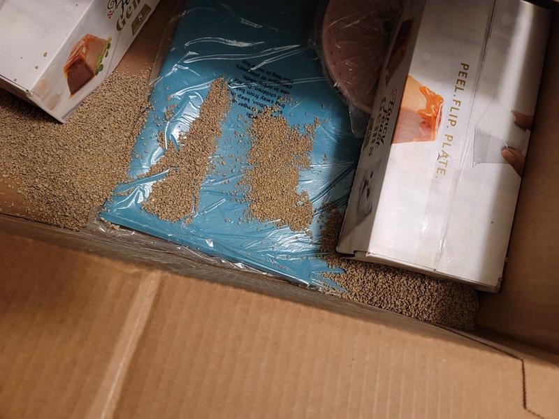 WORLD'S BEST Multiple Cat Lotus Blossom Scented Clumping Corn Cat