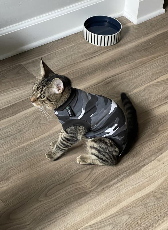 How cute is this girl in that onesie?!