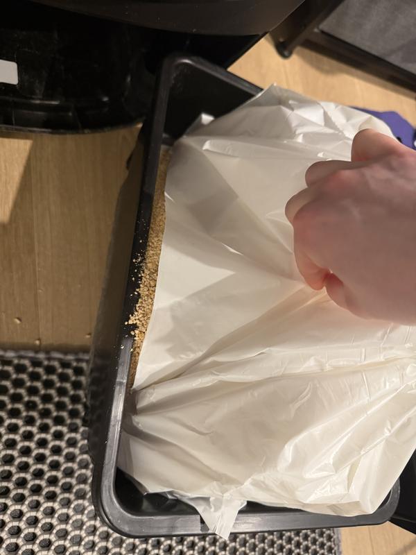 Bag immediately rips and spilled out litter