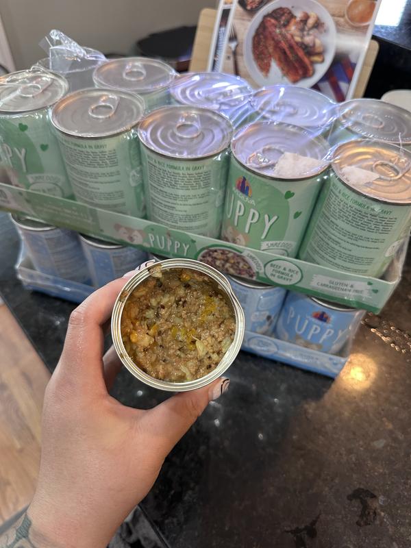 Freshly opened can of the Beef and Rice formula
