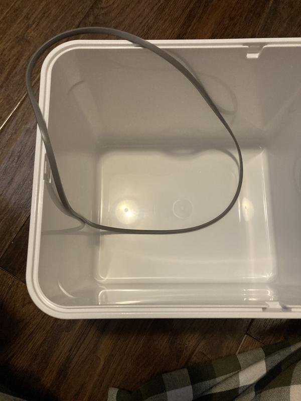 You have to install the seal.