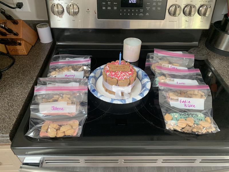 Goody bags for all the puppy guests!