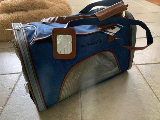 Mr. Peanut's Gold Series Mini Expandable Airline Approved Pet