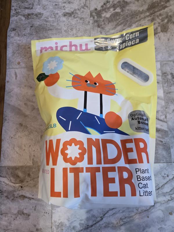 Love the handle on the bag.