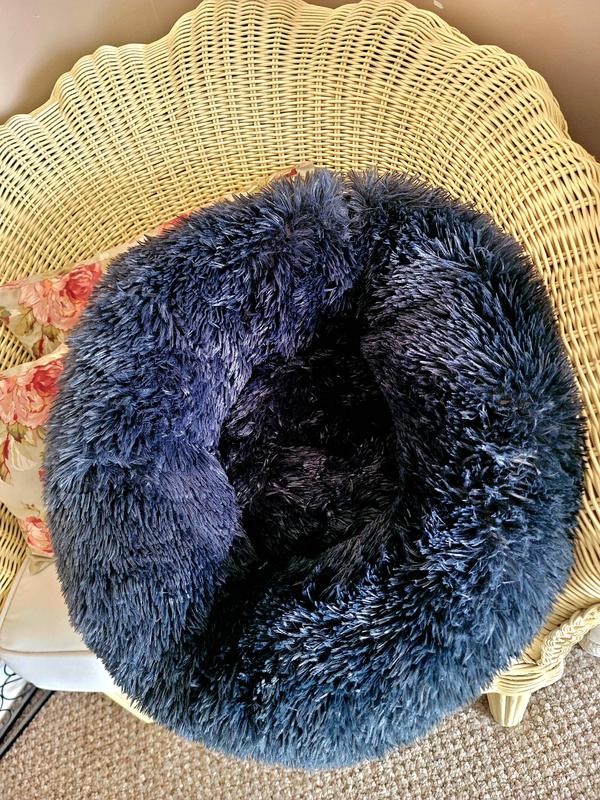 Cuddle cup style interior