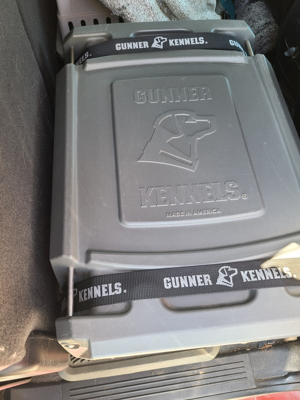 Gunner Straps securing my Gunner Small Kennel