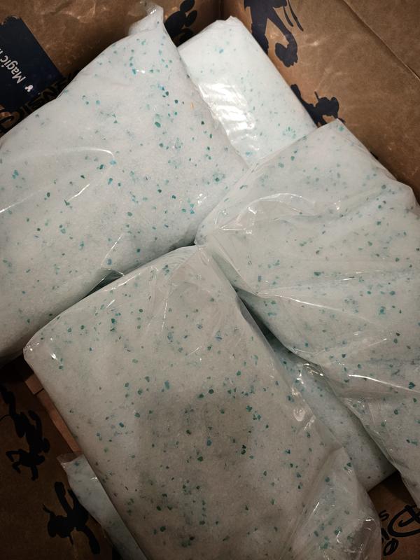 4 bags in a box, box not shown. This is me trying to return the litter.