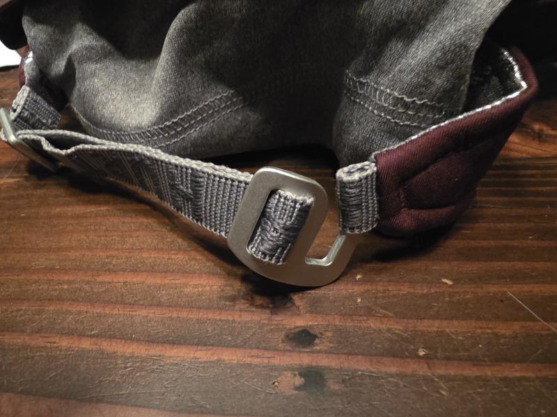 Impossible-to-close buckle