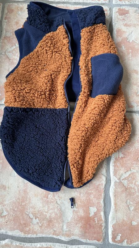 Zipper broke before it was ever used.