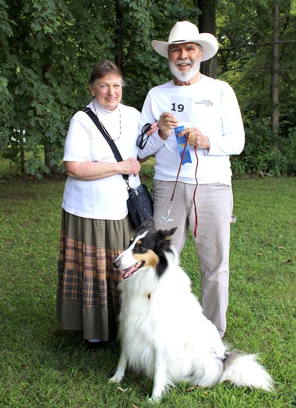 Sarah won the blue ribbon for Prettiest Dog at our Old Settlers dog show.