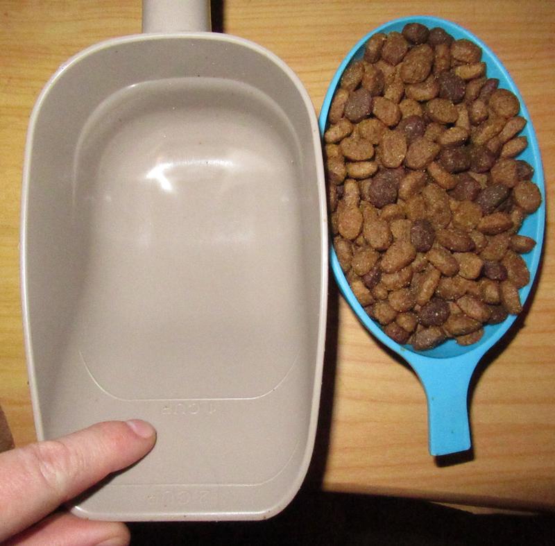 Petmate Plastic Pet Food Scoop, 2 Cups at Tractor Supply Co.