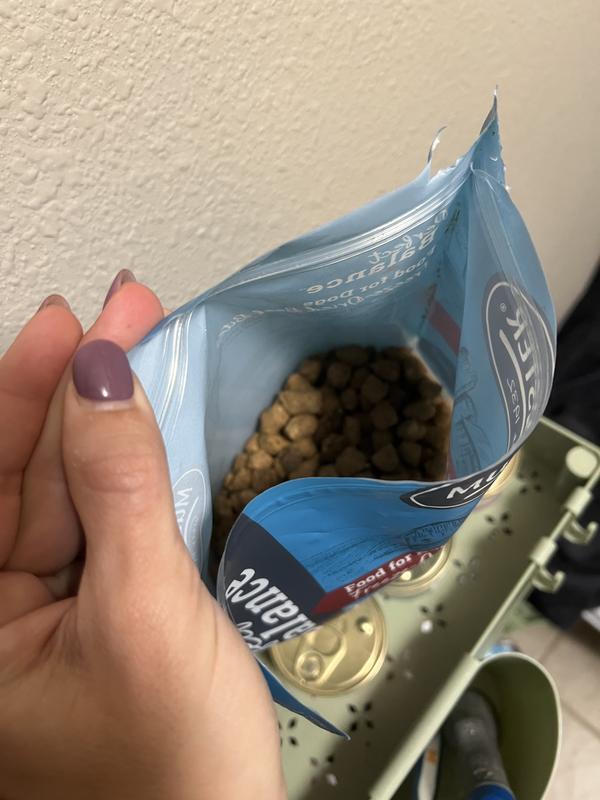 Re-sealable packaging is a huge bonus.