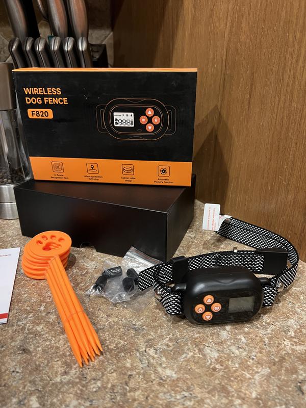 Set with flag markers for boundaries