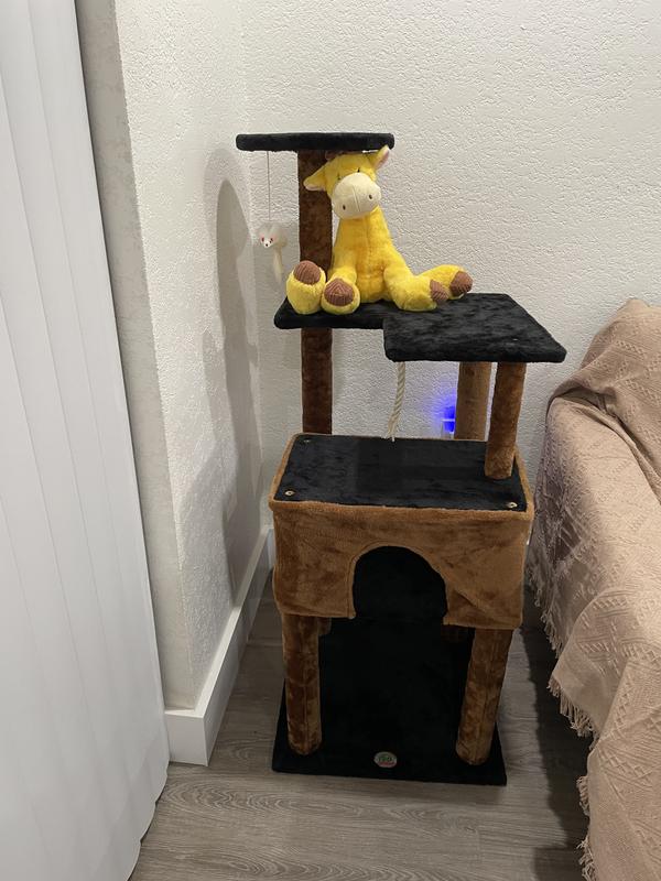 Missing top levels and screws does not build well.