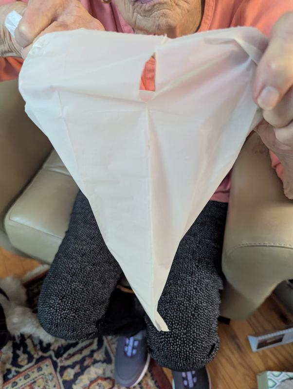 The rip has started and will quickly extend down the length of the bag.