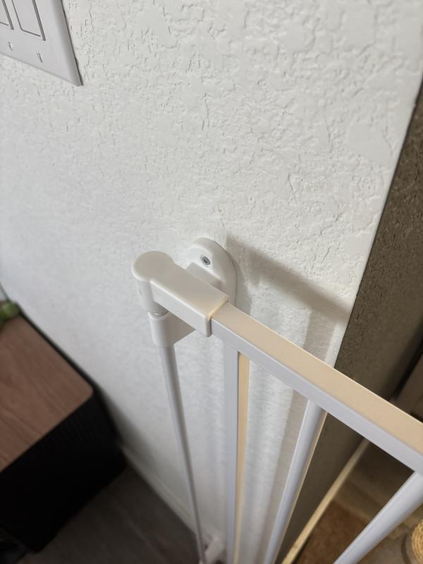 The end gate cap being in a difficult to install location