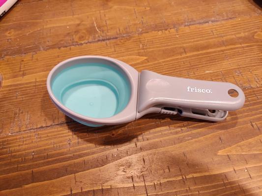 FRISCO 2-in-1 Collapsible Food Scoop with Clip, Small: 1 cup - Chewy.com