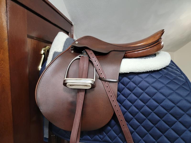 Half Pad Used With Close Contact Saddle