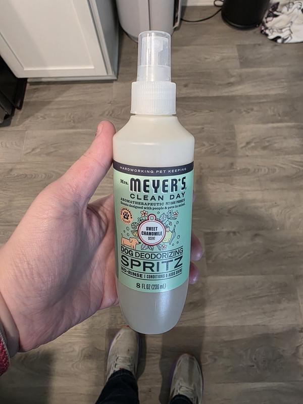 Product Reviews for MRS. MEYER'S Dog Deodorizing Spritz, Sweet