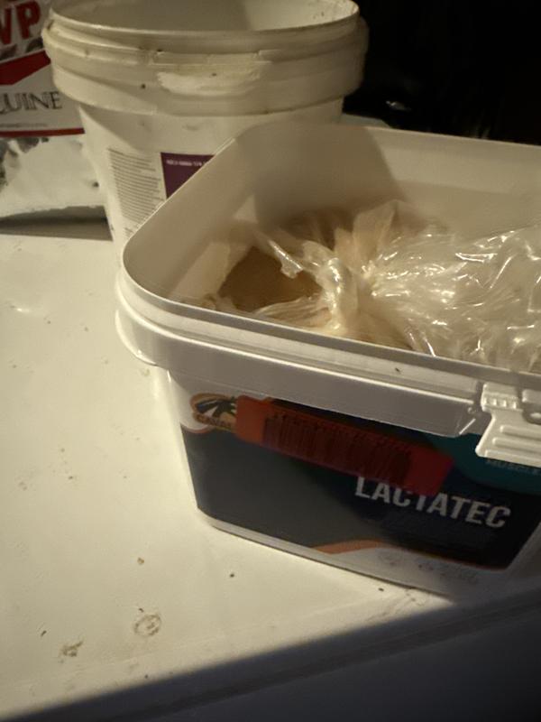 The intensely strong smell filled my entire tack room. Don’t purchase. Buy from a reputable company like Kentucky Equine Research.