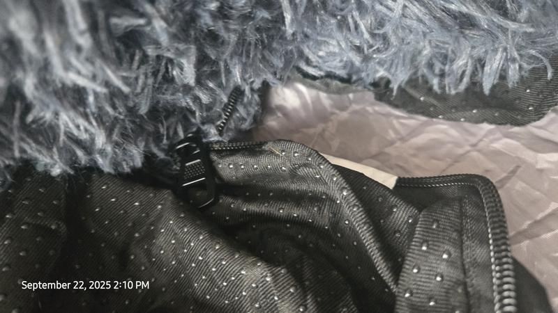 Remaining zipper pull