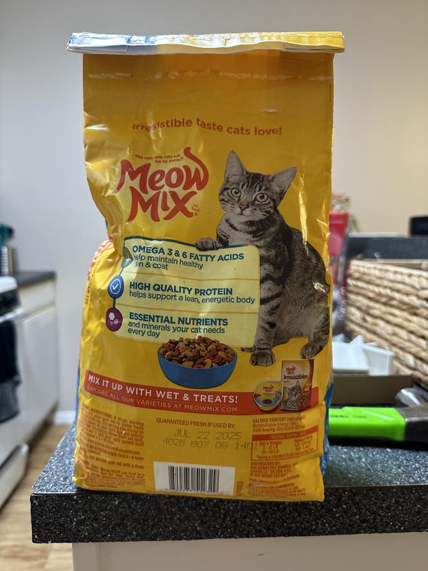 Meow mix seafood medley best sale