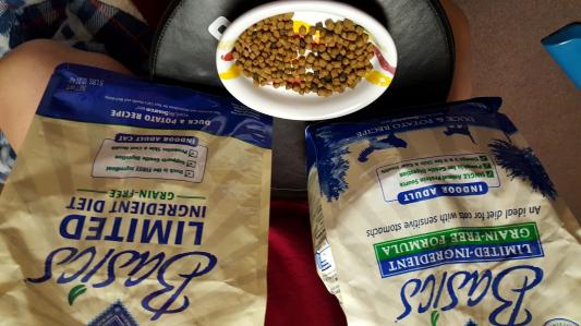 Blue buffalo basics limited ingredient cat food sales