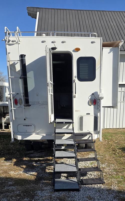 Comparison of stairs open