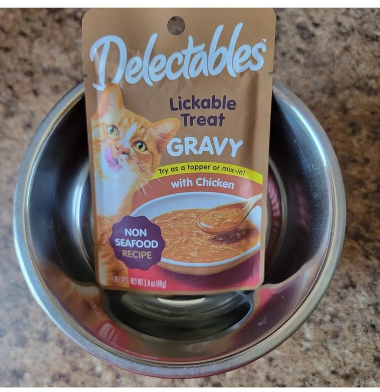 HARTZ Delectables Gravy Non Seafood Chicken Lickable Cat Treats, 1.4oz