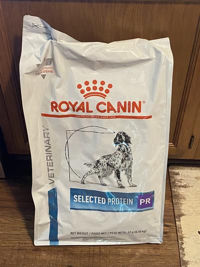 Royal canin selected protein hot sale dog